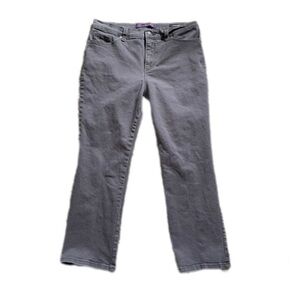 Gloria Vanderbilt Amanda Gray Denim Straight Leg Jeans Women’s 12 Petite Short